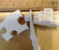 Kuh-Puzzle Pappel gebeizt:   handgefertigtes Holz - Puzzle aus 19 Teilen   mit Wachs-Beize behandelt 
