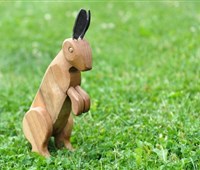Hase Looky:   Alle Teile wurden in Handarbeit ausgearbeitet und zusammengesetzt.   Körpe