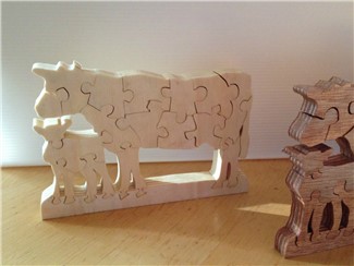 Kuh - Puzzle Pappel Natur:   Entzückendes Mutterkuh - Kalb Ensemble aus unbehandeltem Pappelholz.   Das